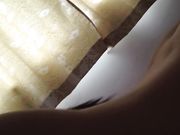 大奶情妇深情的吃鸡巴时表情很丰富 想要我射她嘴里