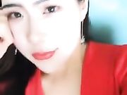 宅男女神思瑞 老虎飙车穿着性感红色透明内裤高跟发骚 语言挑逗