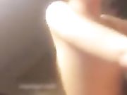 粗暴的男主人又要开操了 关在笼子里的小狗貌似很不愿意在用不停叫声干扰