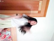 完美身材逼毛性感的艺校妹子家中浴室全裸跳劲舞完整版