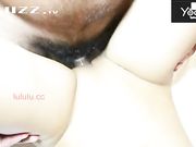 美好的假期被带去酒店3P 每个细节都拍的清清楚楚 插到流白浆