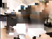 现在的主播花样真多在KTV里直播啪啪啪还高声淫叫 粉丝们快来舔逼