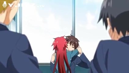 欲望超强喜欢吃鸡巴的学妹最喜欢在教室里吸允我的大屌