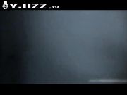 哥俩潜入白富美家偷窃还强干她 两个鸡巴轮流上把女主给操哭了