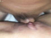 懂事的小女友白嫩的逼逼剃毛后被草的疯狂喷水