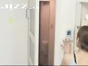 初次到嫩女友家多场景多姿势爆操女友蜜穴