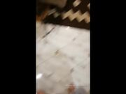 约两个外国妞来家里援交