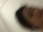 小情侣激情爱爱自拍妹子一直盯着摄像头好诱人