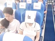 最新流出国产AV剧情微博裸替演员@沈樵之火车邂逅前男友直接在卧铺里啪啪