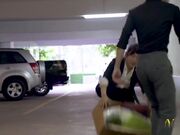 国产剧情AV 新搬来的白领女邻居套路我出轨