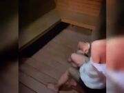 台湾SWAG绝世女神SASA.BABY性爱乱趴 爆裂黑丝OL短裙