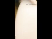 跟00后女朋友做爱还得给她找个片看着才让草