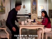 风骚小姨子趁姐姐出差,勾引帅气的警察姐夫到酒店鱼水之欢