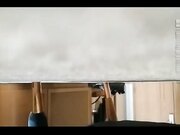 长发及腰的外围妹子穿着黑丝诱惑嫖客