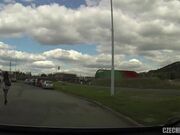 搭讪顺风车白嫩黑丝女神 野外玩刺激 车震极品女神无套直接插入