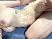 连续兩晚学长家借宿半夜偷偷玩弄粉嫩肉体心里哀求快点插入啦