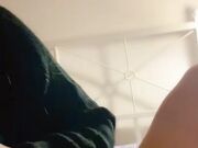 订婚前最后的疯狂 操粉无套被内射中出后继续玩穴高潮