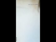 姐姐与弟弟在住宅楼道里脱光了乱伦 怕有人来回床上激情啪啪啪