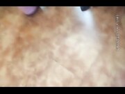 肏太猛把套子留逼里了抠了半天才抠出来