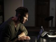 模特 Lasirena69 在拍摄最后被摄影师大鸡吧征服