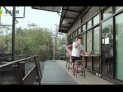 塞跳蛋人前唱歌 王者荣耀游戏中出 豪乳新人首映