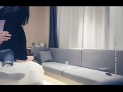 小天娱乐深夜场非常主动黑色长裙妹 上来摸摸搞搞沙发上深喉调情