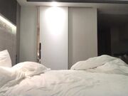 清纯酒窝极品妹子太诱人再来一炮 翘起屁股黑丝撕裆特写口交站立一字马插入